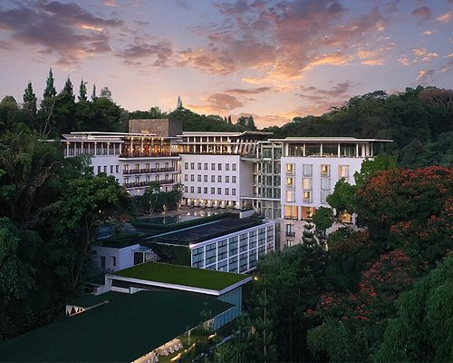 Ulasan Lengkap Mengenai Hotel Padma Di Bandung